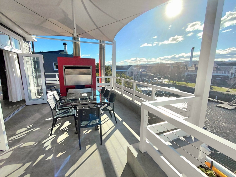 1 Bedroom Property for Sale in Thesen Islands Western Cape